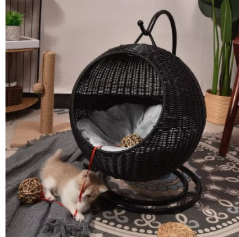 RattanNest™ Handwoven Cat & Dog Kennel 🐾